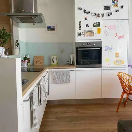 Cozy And Modern In The Center Of *