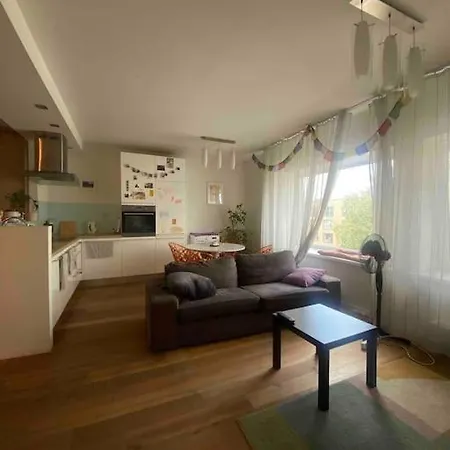 Cozy And Modern In The Center Of Apartmán Riga